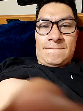 Snapshot of gioarcangel chatting on March 13, 4:05 am gioarcangel online show from March 13, 4:05 am