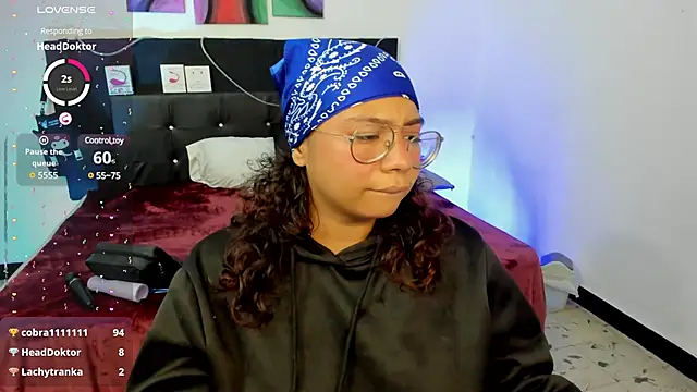 Snapshot of im_angels77 chatting on February 25, 6:58 am im angels77 online show from February 25, 6:58 am