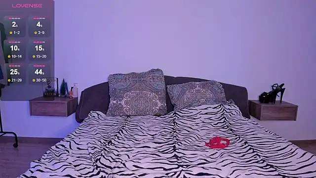 n0myrai online show from January 4, 7:34 am