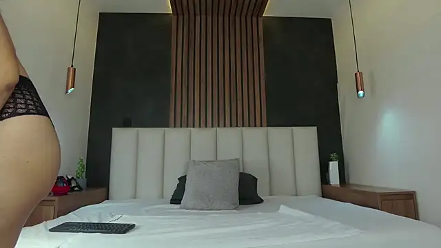 JaylaScott   online show from March 1, 11:39 am