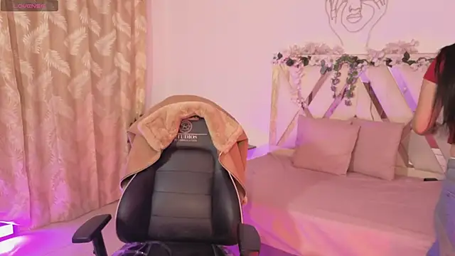 hina tay online show from February 25, 3:05 am