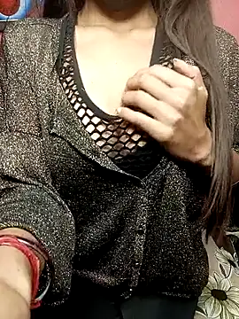 poojaji690 online show from December 21, 6:20 am