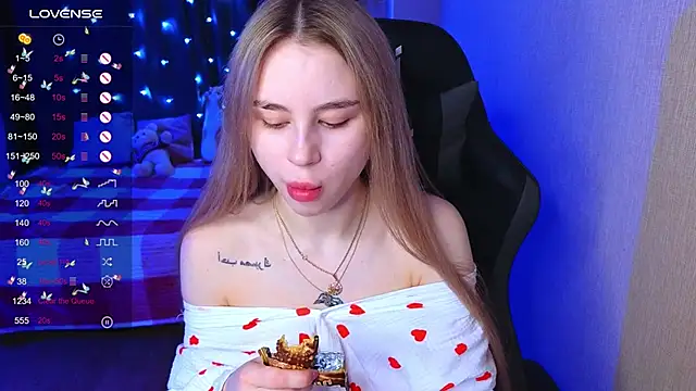 doll barbieee online show from December 3, 12:38 pm