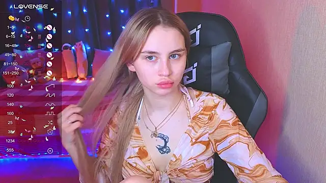 doll barbieee online show from December 3, 3:55 pm