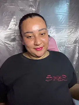 Snapshot of alexxaa96 chatting on November 15, 4:10 am alexxaa96 online show from November 15, 4:10 am