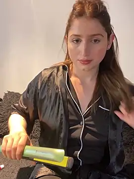 Snapshot of kamel-ayesha chatting on December 1, 5:40 pm kamel-ayesha online show from December 1, 5:40 pm