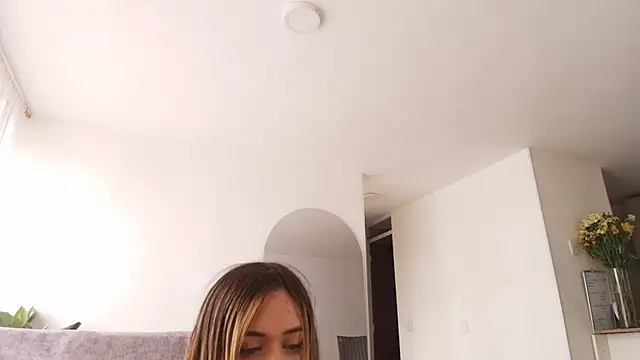 Snapshot of vianca_cruzz chatting on March 7, 2:45 pm vianca cruzz online show from March 7, 2:45 pm