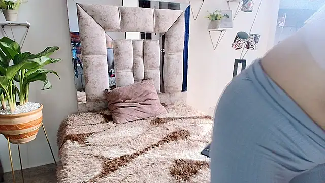 Snapshot of mariana_cruzz chatting on November 27, 2:52 pm mariana cruzz online show from November 27, 2:52 pm