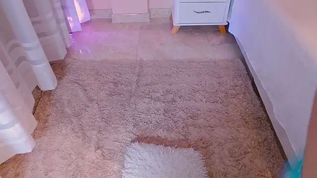 Snapshot of dilan_sp chatting on October 23, 4:34 am dilan sp online show from October 23, 4:34 am