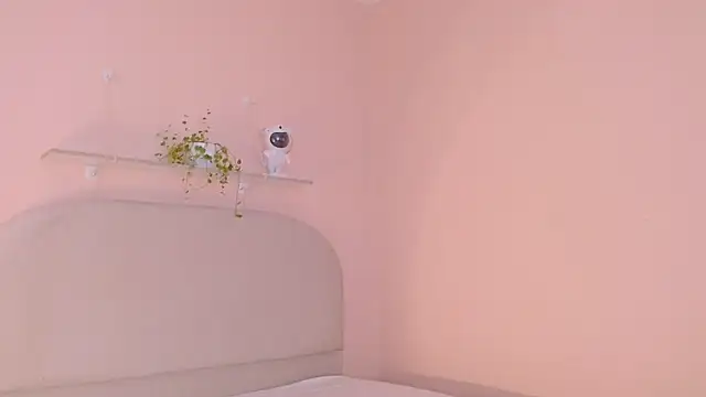 Snapshot of dilan_sp chatting on December 16, 11:32 pm dilan sp online show from December 16, 11:32 pm