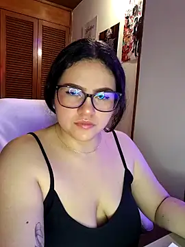 Snapshot of im_mei chatting on November 28, 12:57 am im mei online show from November 28, 12:57 am