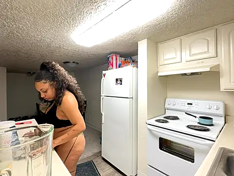 Snapshot of GoddessNih chatting on November 12, 6:41 pm GoddessNih online show from November 12, 6:41 pm