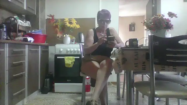 Ely Elenita online show from September 9, 9:20 am