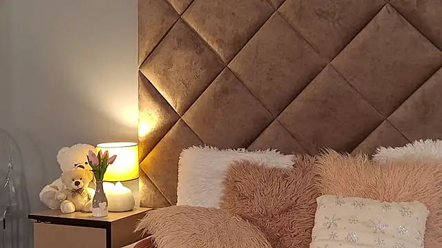 JaquelineM online show from January 11, 6:35 am