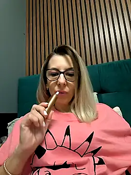 SukyGirl online show from January 30, 9:25 pm