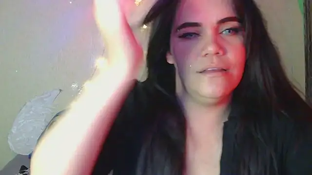 Snapshot of blue_angel33 chatting on January 23, 2:23 am blue angel33 online show from January 23, 2:23 am