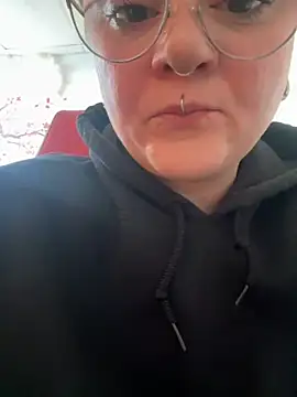 Snapshot of Sweetleeahxx chatting on December 5, 2:58 pm Sweetleeahxx online show from December 5, 2:58 pm