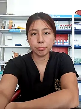 Snapshot of Sara_Brownx chatting on February 18, 3:54 pm Sara Brownx online show from February 18, 3:54 pm