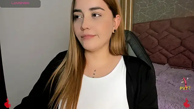 Lucia star   online show from December 10, 10:26 pm