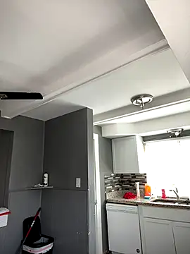 Festivitiesking1 online show from September 19, 3:24 pm