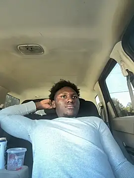 Festivitiesking1 online show from October 8, 4:37 pm