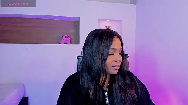 Snapshot of IvyBliss8 chatting on March 8, 11:58 am IvyBliss8 online show from March 8, 11:58 am