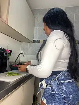 IvyBliss8 online show from April 21, 8:55 pm