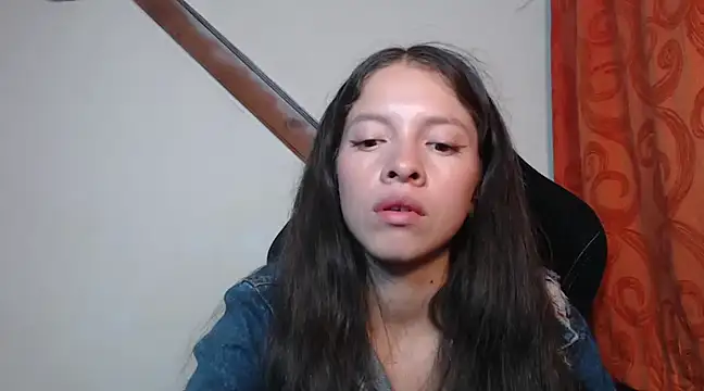 Snapshot of sweetdam12 chatting on January 30, 11:24 pm sweetdam12 online show from January 30, 11:24 pm