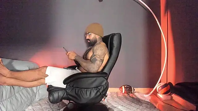 Brock hurn1 online show from March 13, 11:49 pm