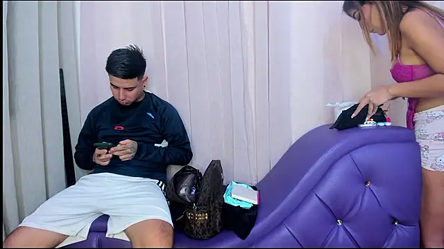 Yourslust  online show from March 12, 8:26 pm