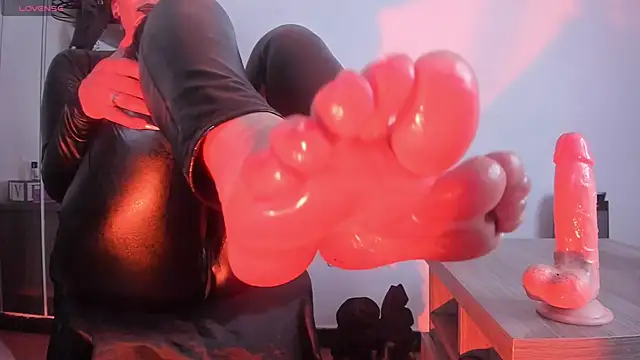 Molenna queenn online show from December 12, 6:03 am