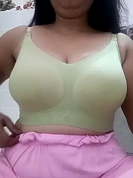 cute-mahek online show from October 22, 2:50 pm