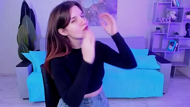 BonneyLove online show from December 5, 5:17 pm