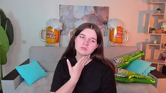 BonneyLove online show from October 5, 9:34 pm