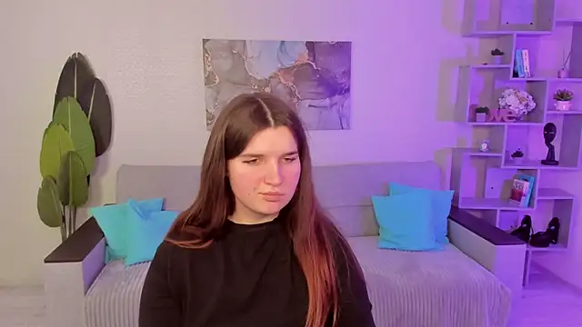 BonneyLove online show from December 15, 6:34 pm