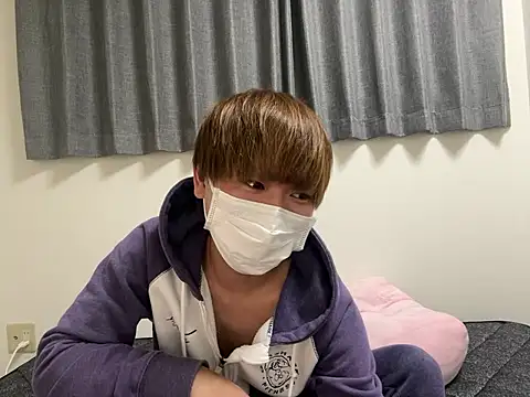 Snapshot of onimakura chatting on April 8, 2:17 pm onimakura online show from April 8, 2:17 pm