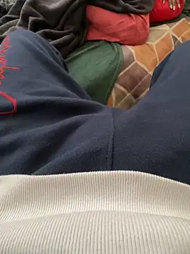 Snapshot of hamed-697 chatting on February 15, 6:55 am hamed-697 online show from February 15, 6:55 am