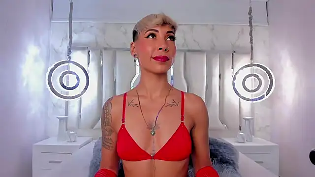 MiaMorgan  online show from March 20, 2:10 pm