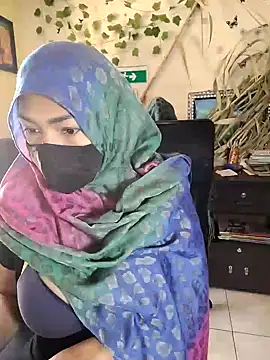 NAJWA-ARAB online show from December 4, 2:37 pm