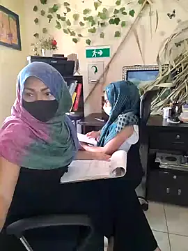 NAJWA-ARAB online show from December 6, 2:28 pm