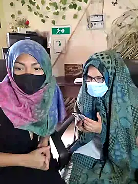 NAJWA-ARAB online show from December 19, 5:40 pm