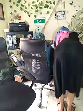 NAJWA-ARAB online show from December 23, 2:50 pm