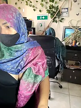 NAJWA-ARAB online show from February 26, 2:25 pm