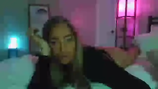 Snapshot of sunshinekisses chatting on January 20, 2:14 pm sunshinekisses online show from January 20, 2:14 pm