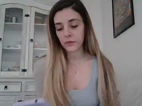 MissBella131 online show from December 31, 1:41 pm