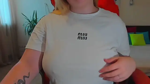 Snapshot of Doliss chatting on September 10, 6:24 am Doliss online show from September 10, 6:24 am