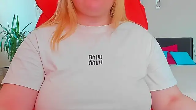 Snapshot of Doliss chatting on September 13, 6:46 am Doliss online show from September 13, 6:46 am