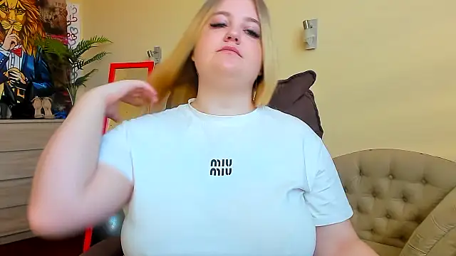 Snapshot of Doliss chatting on September 16, 6:14 am Doliss online show from September 16, 6:14 am