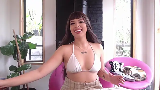 Manu Velez online show from February 13, 3:46 pm