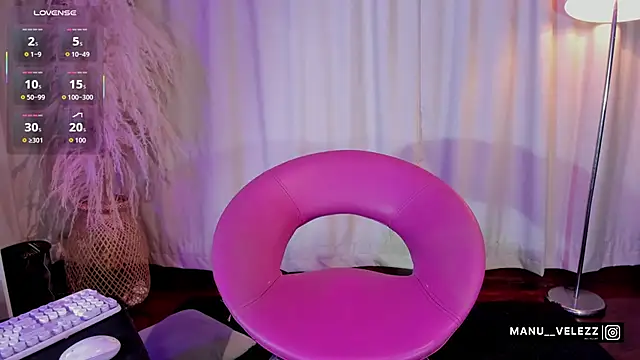 Manu Velez online show from April 21, 8:42 am